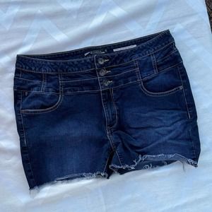 Lovesick cutoff shorts